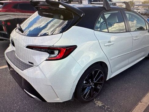 Used 2025 Toyota Corolla XSE FWD image 5