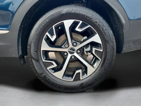 Used 2024 Kia Sportage EX image 33