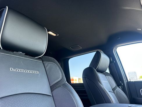 New 2026 RAM 2500 Laramie AWD/4WD image 15