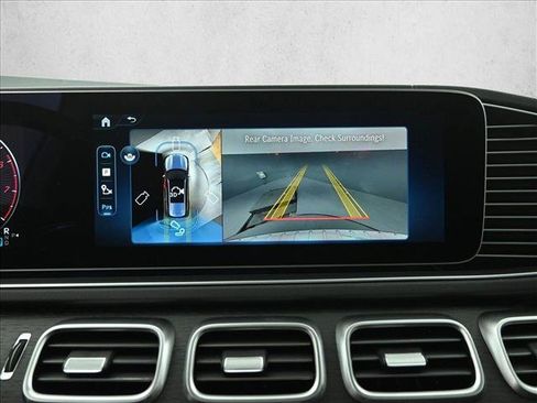 Certified 2026 Mercedes-Benz GLS 450 4MATIC image 11