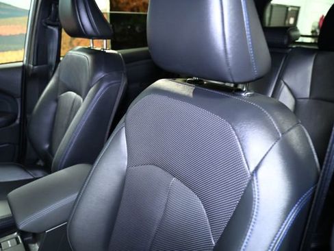 Certified 2025 Subaru Forester Limited image 22