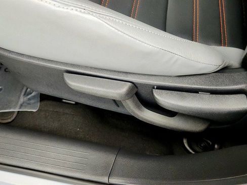 Used 2024 Nissan Kicks SR w/ SR Premium Package FWD image 11