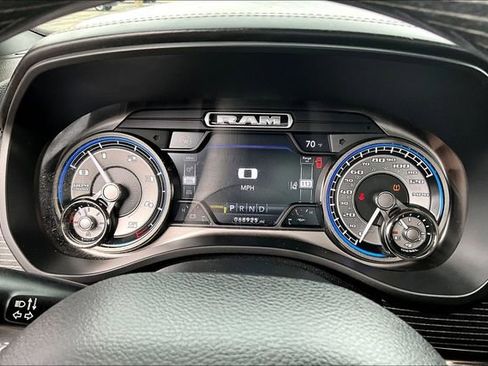 Used 2021 RAM 1500 Limited AWD/4WD image 14