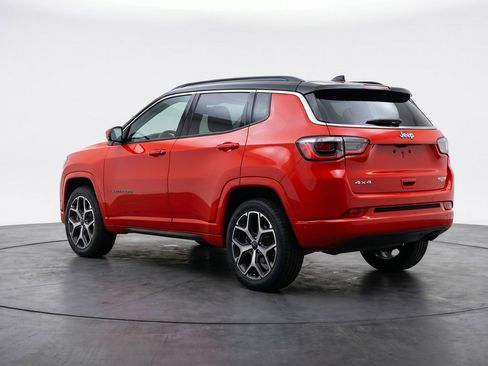 Used 2025 Jeep Compass Limited AWD/4WD image 6