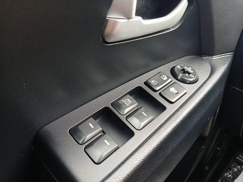 Used 2016 Kia Sportage LX AWD/4WD image 20