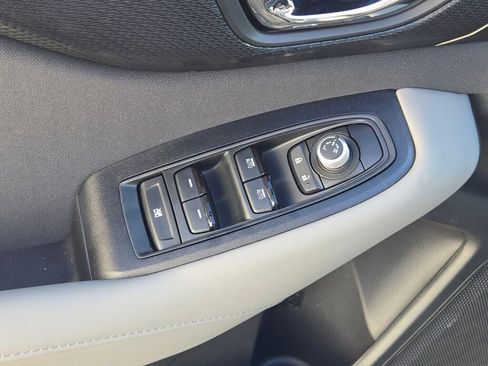 Certified 2025 Subaru Outback Premium w/ Popular Package #1A image 19