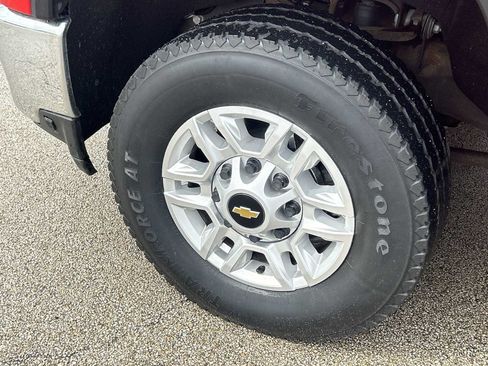 Used 2022 Chevrolet Silverado 2500 LT w/ Snow Plow Prep/Camper Package AWD/4WD image 29