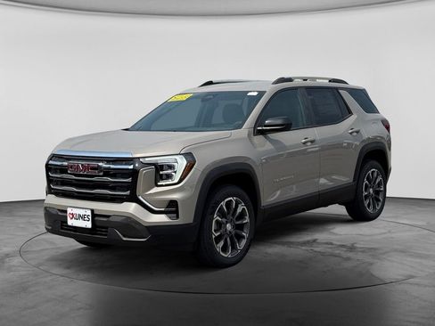 New 2027 GMC Terrain Elevation w/ Elevation Premium Package AWD/4WD image 3