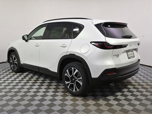 New 2026 MAZDA CX-5 Preferred image 3