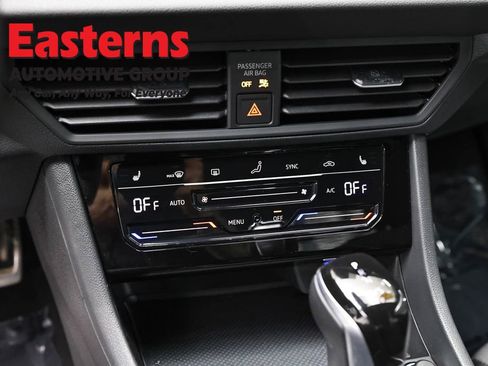 Used 2025 Volkswagen Jetta Sport FWD image 19