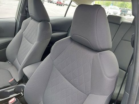 Used 2021 Toyota Corolla LE FWD image 6