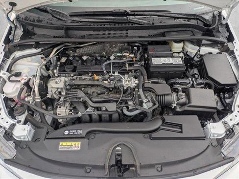 Used 2025 Toyota Corolla LE image 20