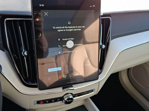 New 2026 Volvo XC60 T8 Ultra w/ Protection Package Premier image 11