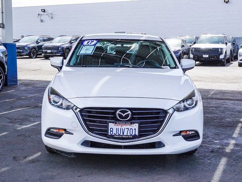 Used 2017 MAZDA MAZDA3 Sport image 2