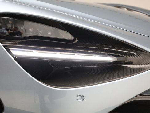 Used 2023 McLaren 720S Performance RWD image 51