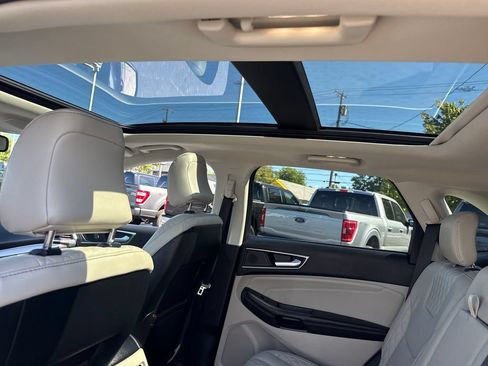 Used 2024 Ford Edge Titanium w/ Equipment Group 301A AWD/4WD image 22