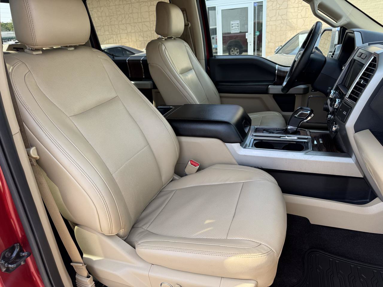 Used 2016 Ford F150 Lariat AWD/4WD image 13