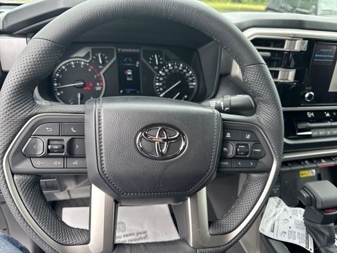 New 2026 Toyota Tundra SR5 AWD/4WD image 17