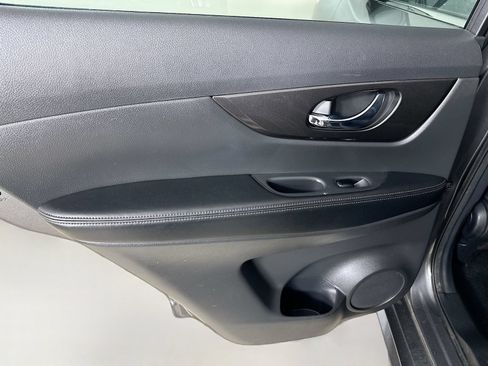 Used 2019 Nissan Rogue S w/ Special Edition Package AWD/4WD image 32
