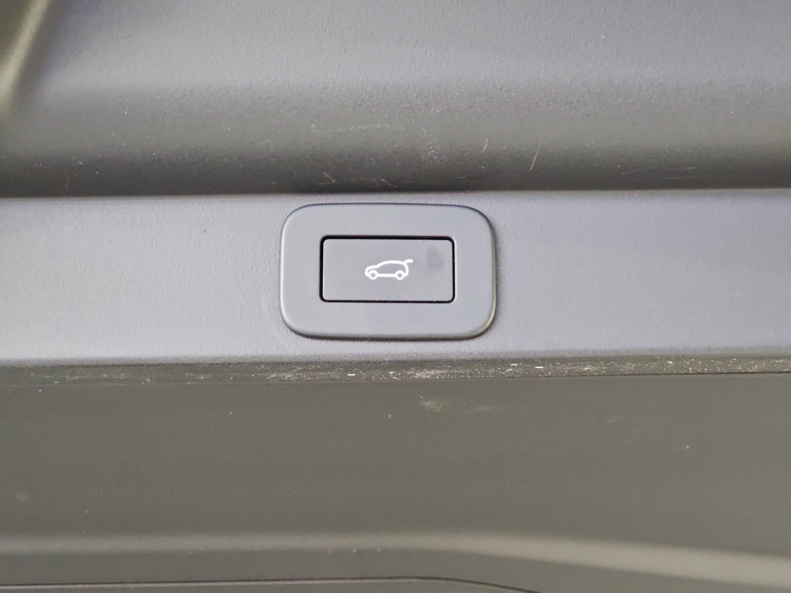 Used 2025 Land Rover Range Rover SE AWD/4WD image 13