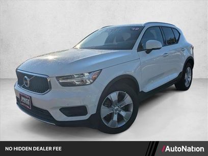 Used 2019 Volvo XC40 T5 Momentum