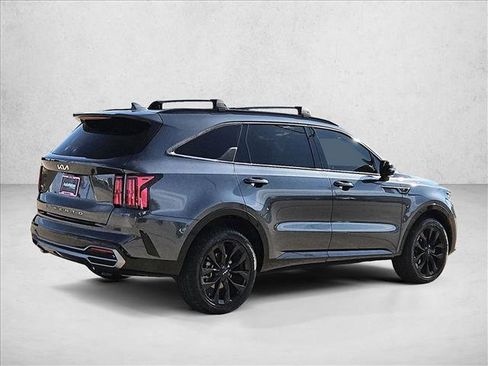 Used 2022 Kia Sorento SX AWD/4WD image 11