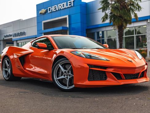 Used 2025 Chevrolet Corvette E-Ray AWD/4WD image 1