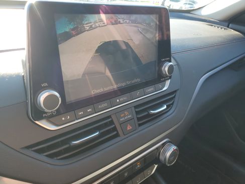 Certified 2021 Nissan Altima 2.5 SR image 27