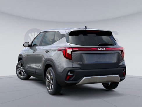 New 2026 Kia Seltos LX image 5