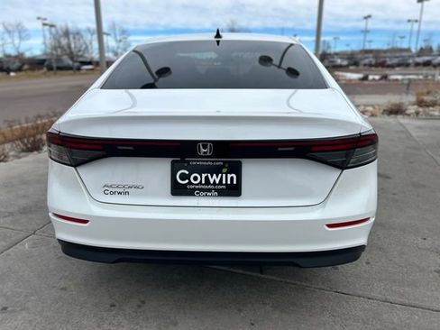Used 2025 Honda Accord SE image 7