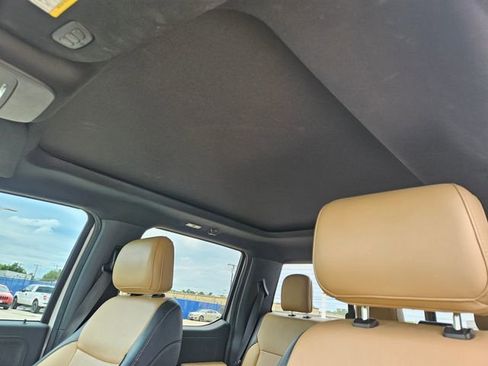 Used 2022 Ford F150 Lariat AWD/4WD image 9