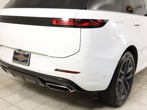 Used 2024 Land Rover Range Rover Sport Dynamic SE AWD/4WD image 41