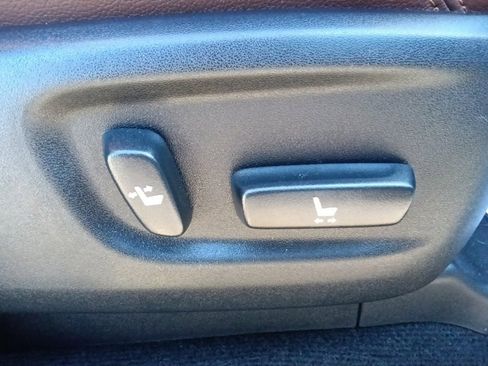 Used 2020 Toyota 4Runner Limited image 33