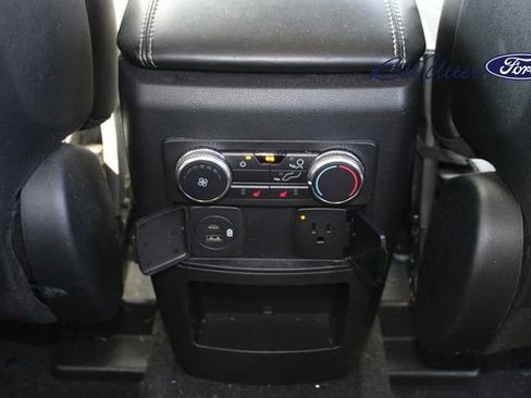 Used 2020 Ford Explorer Limited image 16