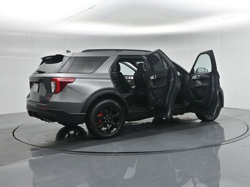 Used 2023 Ford Explorer ST w/ Equipment Group 401A image 6