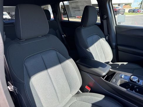 New 2026 Jeep Cherokee Laredo image 13