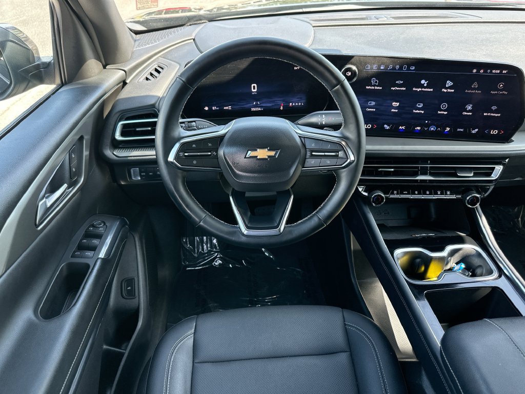 Used 2025 Chevrolet Traverse LT AWD/4WD image 20