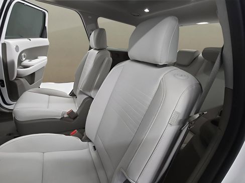 New 2026 Hyundai Palisade Limited image 15