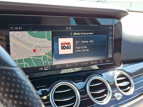 Used 2018 Mercedes-Benz E 300 4MATIC image 18