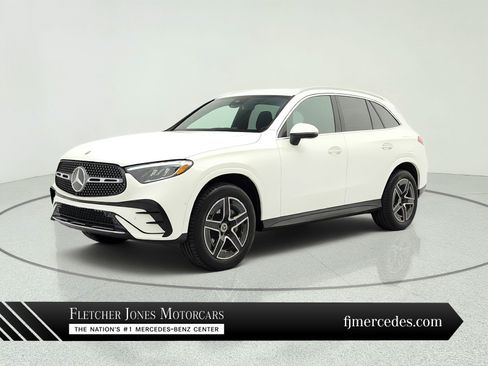 Used 2025 Mercedes-Benz GLC 350e 4MATIC image 1