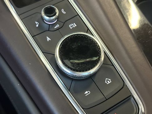 Used 2021 Cadillac Escalade Sport Platinum AWD/4WD image 30