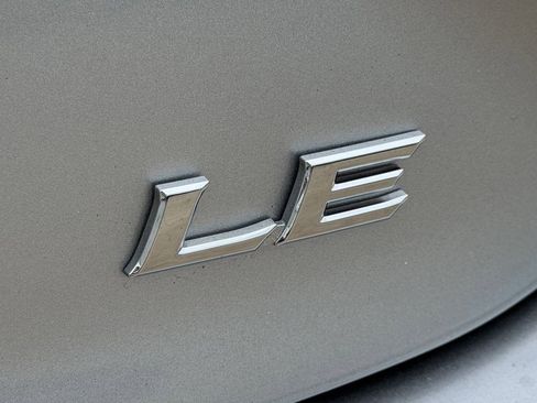 Used 2026 Toyota Camry LE FWD image 11