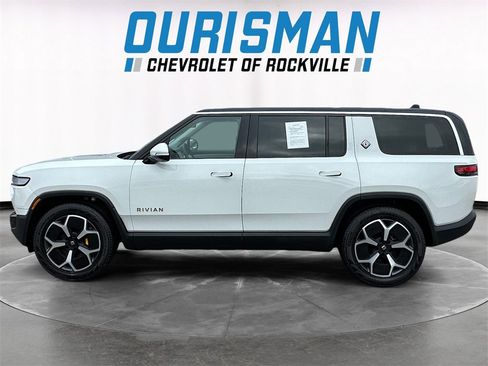 Used 2024 Rivian R1S Adventure image 3