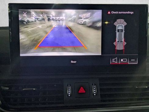 Certified 2025 Audi Q5 2.0T Premium Plus w/ Premium Plus Package image 12