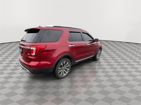 Used 2016 Ford Explorer Platinum image 8
