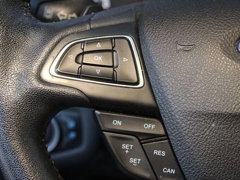 Used 2017 Ford Escape Titanium w/ Equipment Group 301A FWD image 22