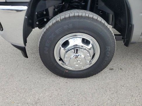 Used 2023 RAM 3500 Tradesman AWD/4WD image 10