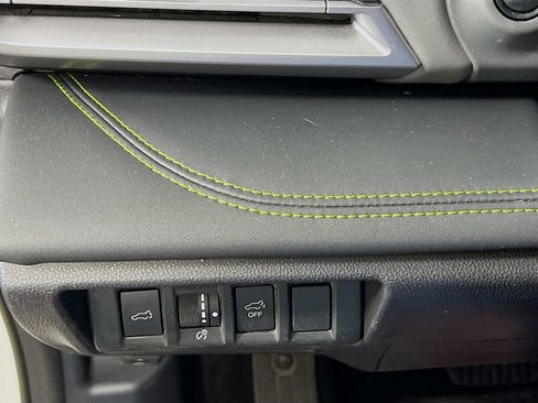 Used 2024 Subaru Outback Onyx Edition image 9