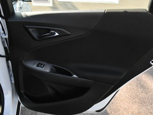 Used 2024 Chevrolet Malibu LT image 38