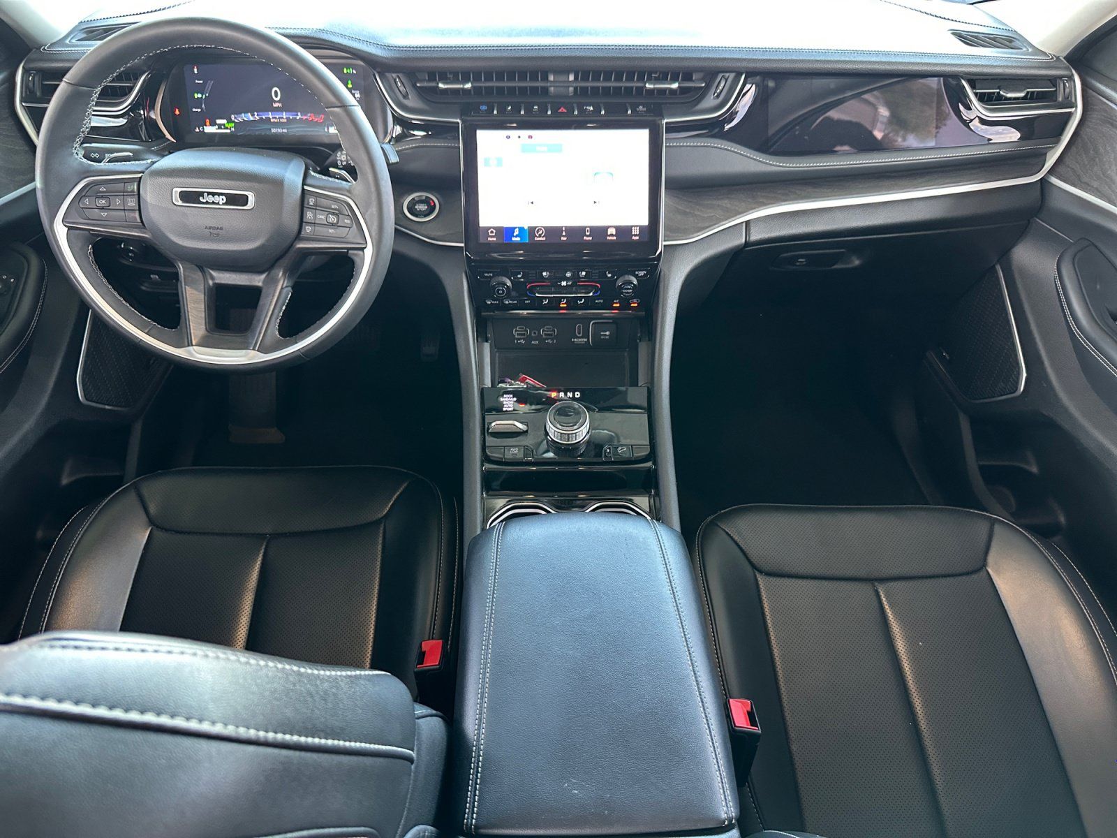 Used 2023 Jeep Grand Cherokee 30th Anniversary AWD/4WD image 11
